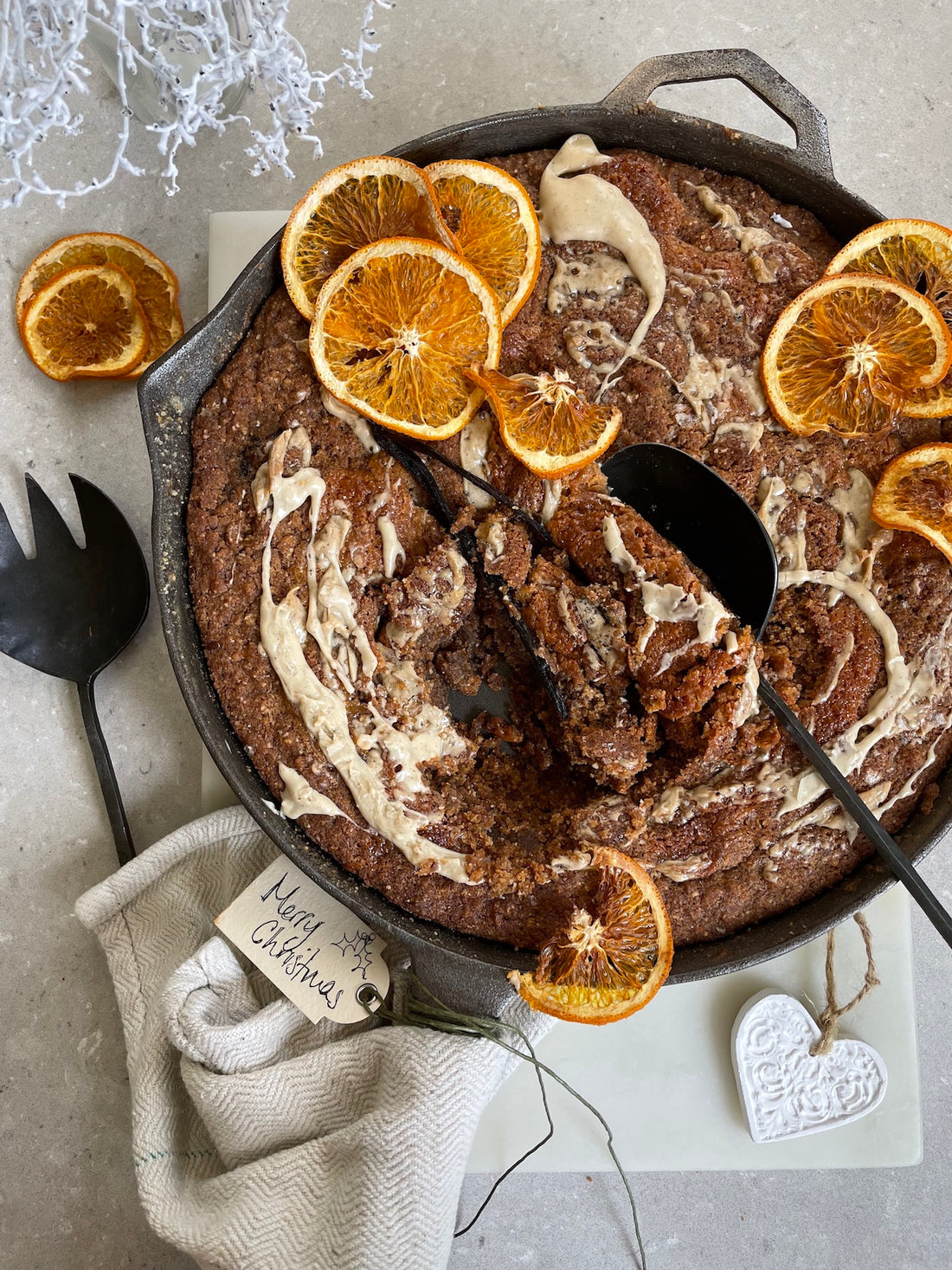 MessySpoon x Ironclad Pan | Festive Vanilla & Orange Skillet Cookie