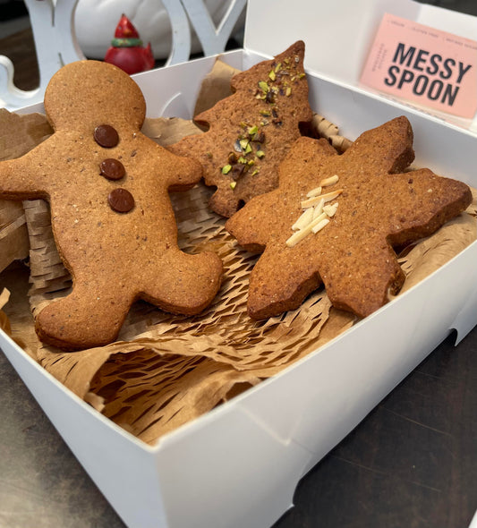 Gingerbread Biscuit Box